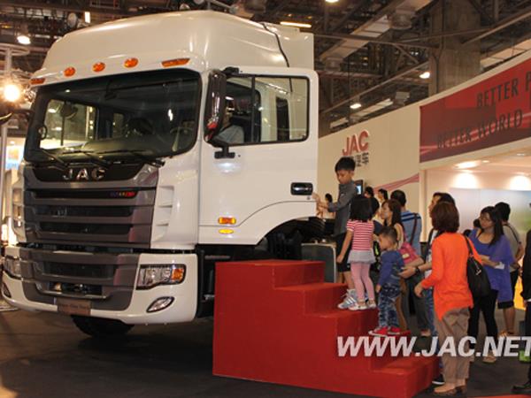 JAC - Điểm nhấn tại hội chợ ô tô quốc tế tại Macao